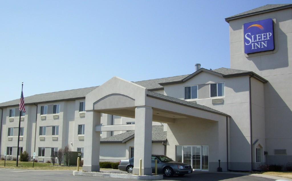 Rodeway Inn Abbotsford Exterior photo